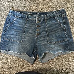 Women’s Jean Shorts